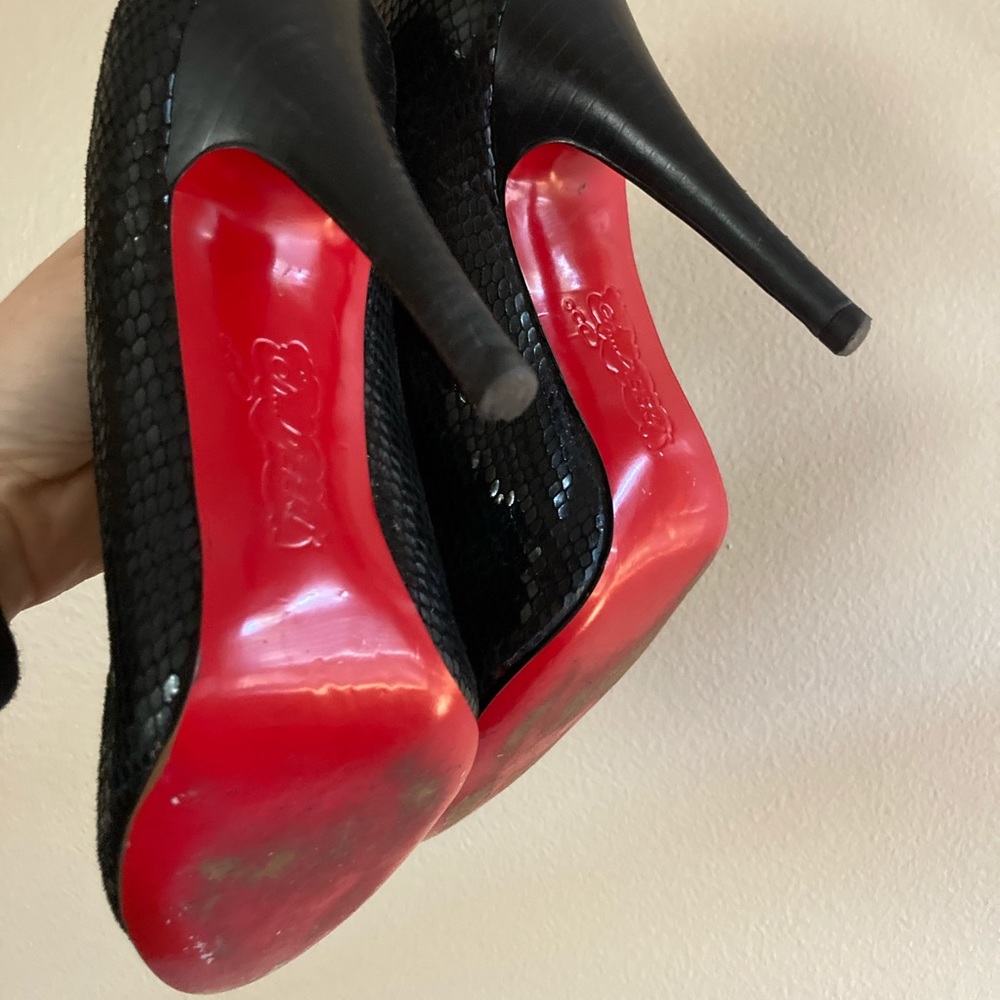 Oh deer! size 8.5 red bottom shoes